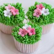 (4 places dispos Dernière minute !) Atelier enfant  6-13 ans Cupcakes Bouquet de fleurs  / Mercredi 25 mai 2022 / 14H30 - 16H30