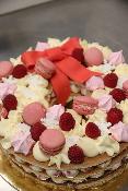 * Dessert de fêtes * Couronne de Noël façon Number Cake 8 parts Framboise & Chocolat blanc 