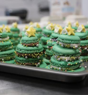 *COMPLET* Atelier en duo parent / jeune 8-16 ans Macarons Sapin de Noël / Samedi 29 novembre 2025 15h -17h30