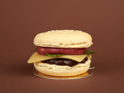 *3 places dispos* Atelier Ado 10-18 ans Macarons Burger trompe l'oeil/ Jeudi 27 avril 2023 / 14H30 -16H30
