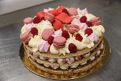 * Dessert de ftes * Couronne de Nol faon Number Cake 8 parts Framboise & Chocolat blanc 