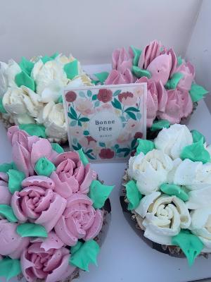 * Bonne fête Maman * Box de 4 Cupcakes Bouquet de fleurs 