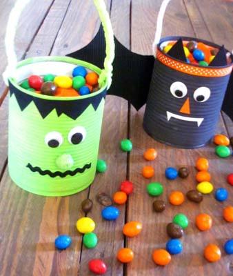  *COMPLET* Stage thème " Halloween" Enfant  6-13 ans / Atelier Pâtisserie/Cuisine+ 1 atelier créatif - Repas du midi sur place incl. / Mardi 31 octobre 2023 / 9h30-16h00